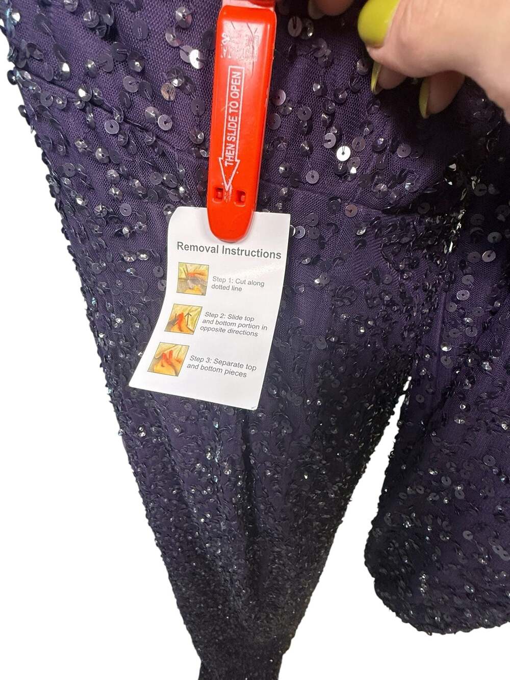 Mac Duggal Sequin Long Sleeve V-Neck Gown Size 6 - Picture 7 of 9